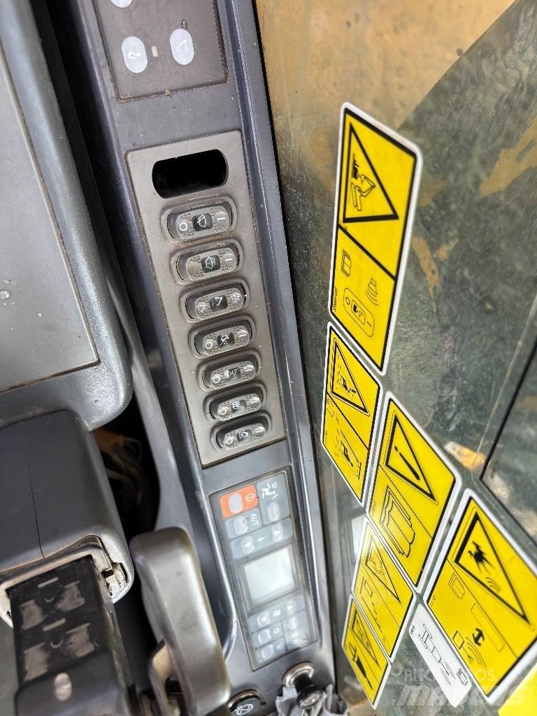 CAT 323 D LN Excavadoras de cadenas