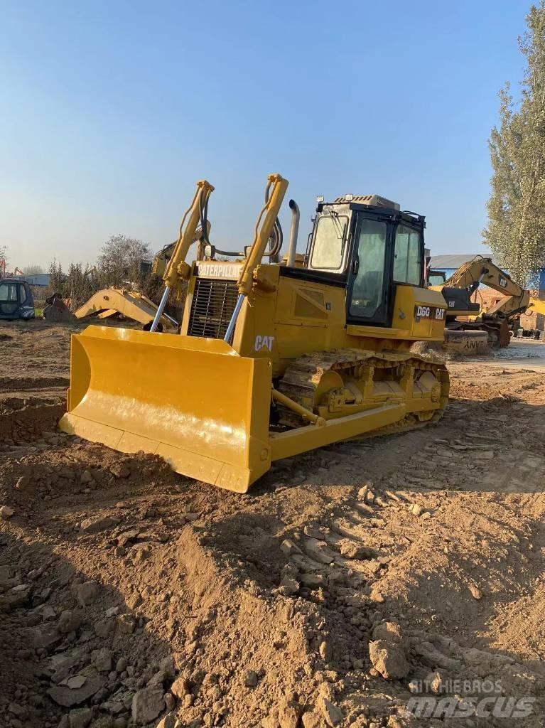 CAT D 6 G Buldozer sobre oruga