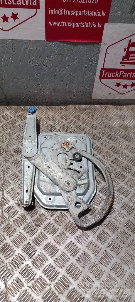Scania R 440   1442292 Cabinas e interior