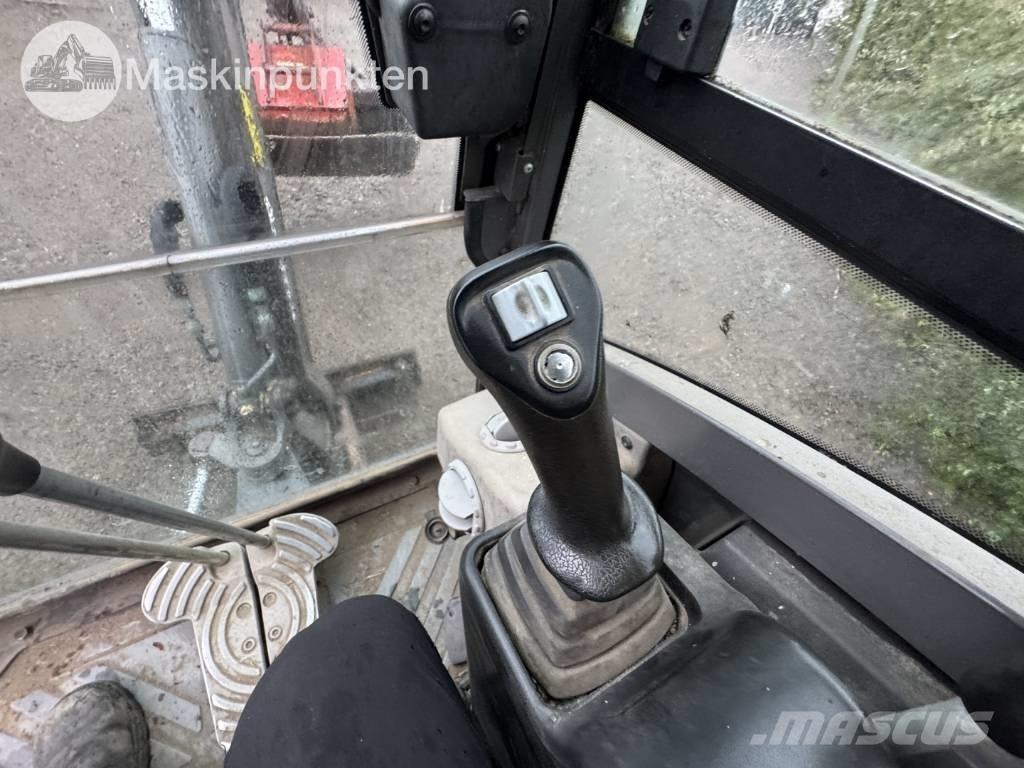 New Holland 8560 Tractores