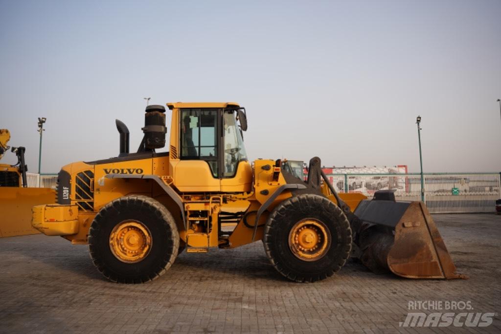 Volvo L 120 F Cargadoras sobre ruedas