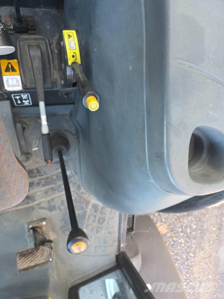 New Holland TD 90 D Tractores