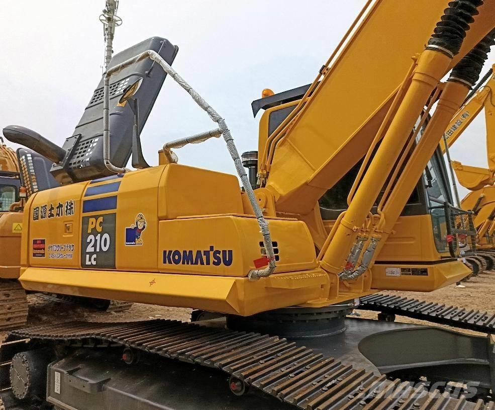 Komatsu PC 210 Excavadoras de cadenas