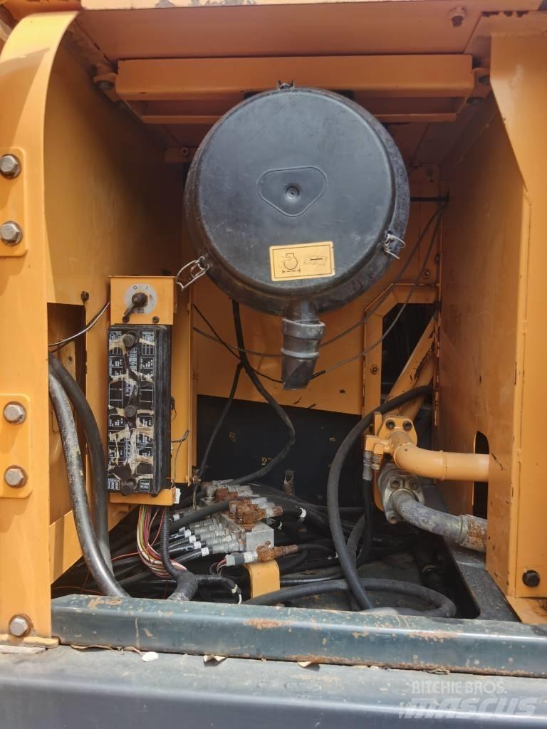 Hyundai R305LC-9T Excavadoras de cadenas