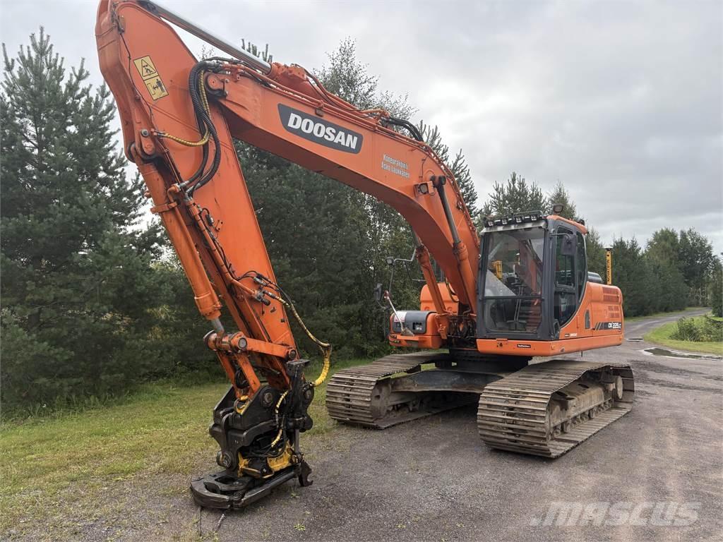 Doosan DX225LC-3 Excavadoras de cadenas