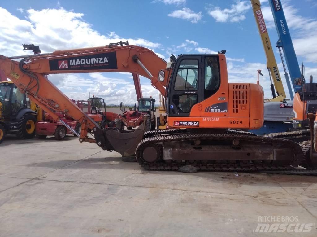 Doosan DX 235 LCR Excavadoras de cadenas