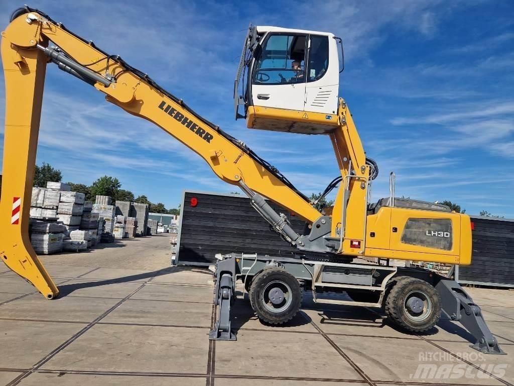 Liebherr LH 30 M Excavadoras de manutención
