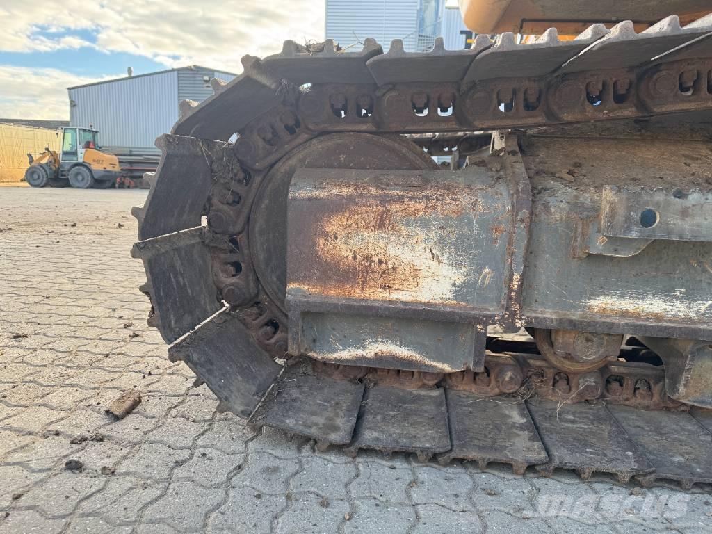 Liebherr R 922 Excavadoras de cadenas