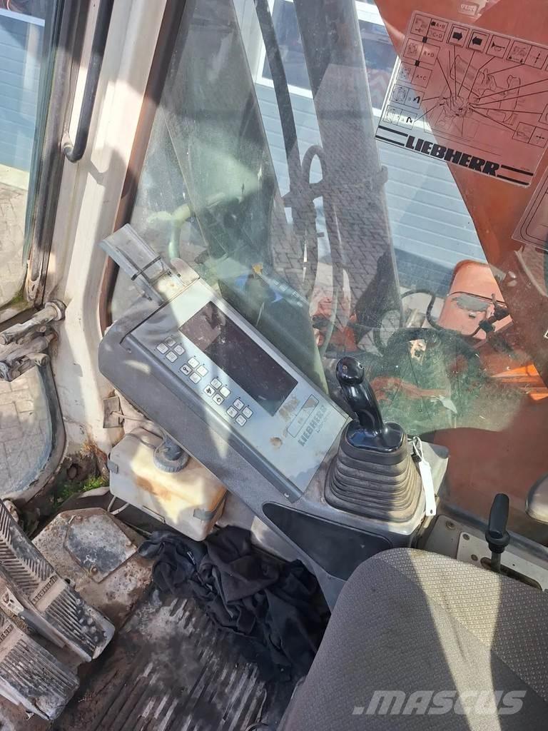 Liebherr R932 Excavadoras de cadenas