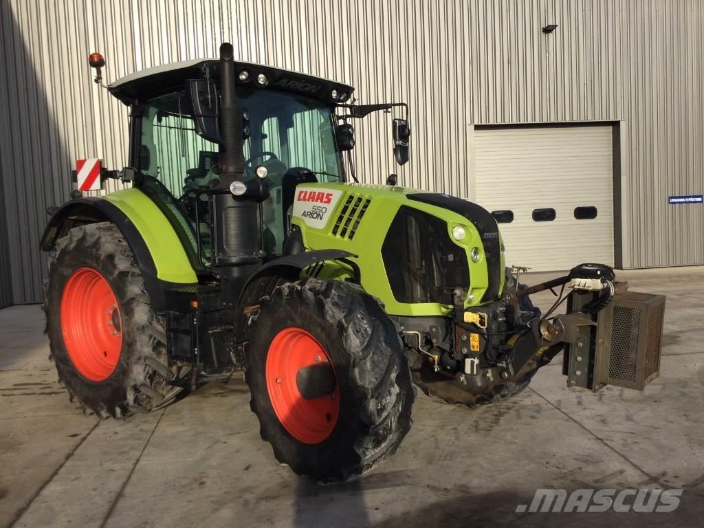 CLAAS ARION 550 Tractores