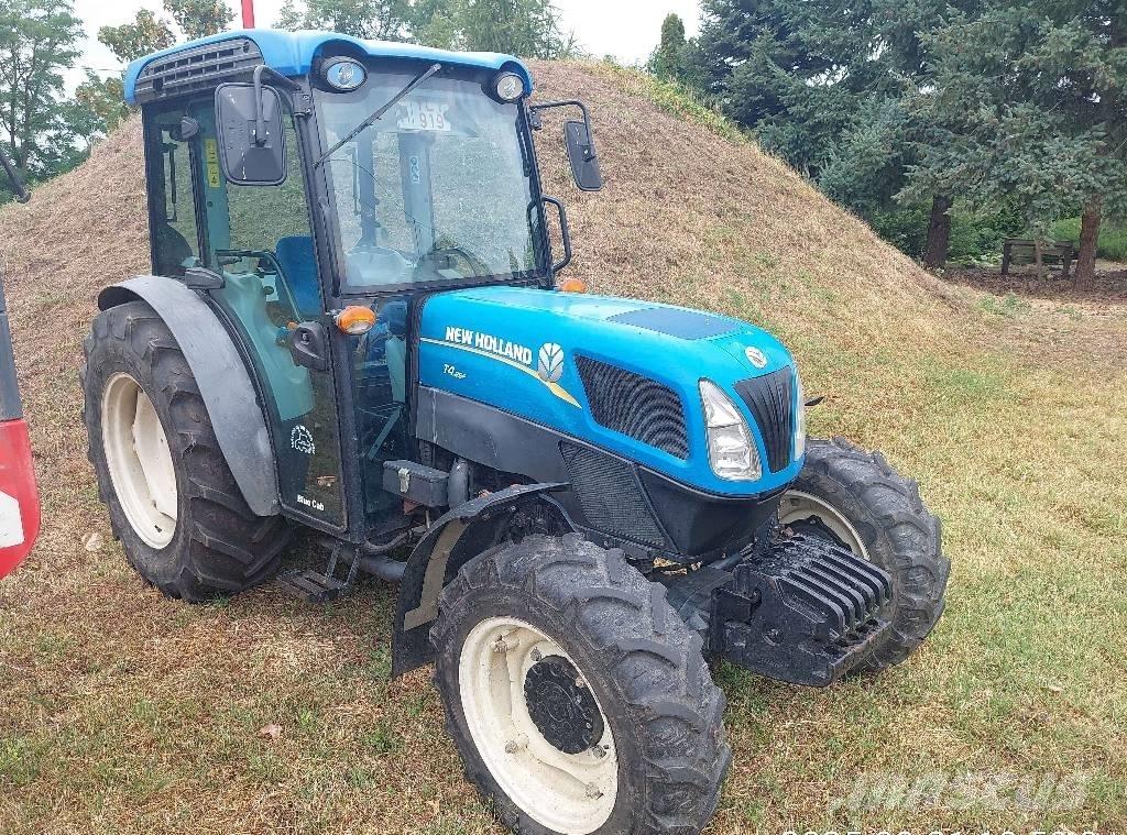 New Holland T4.85F Tractores
