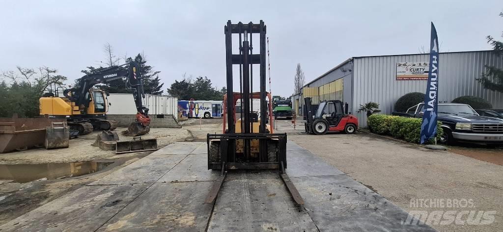 Hyster F7060DPJ Carretillas diesel