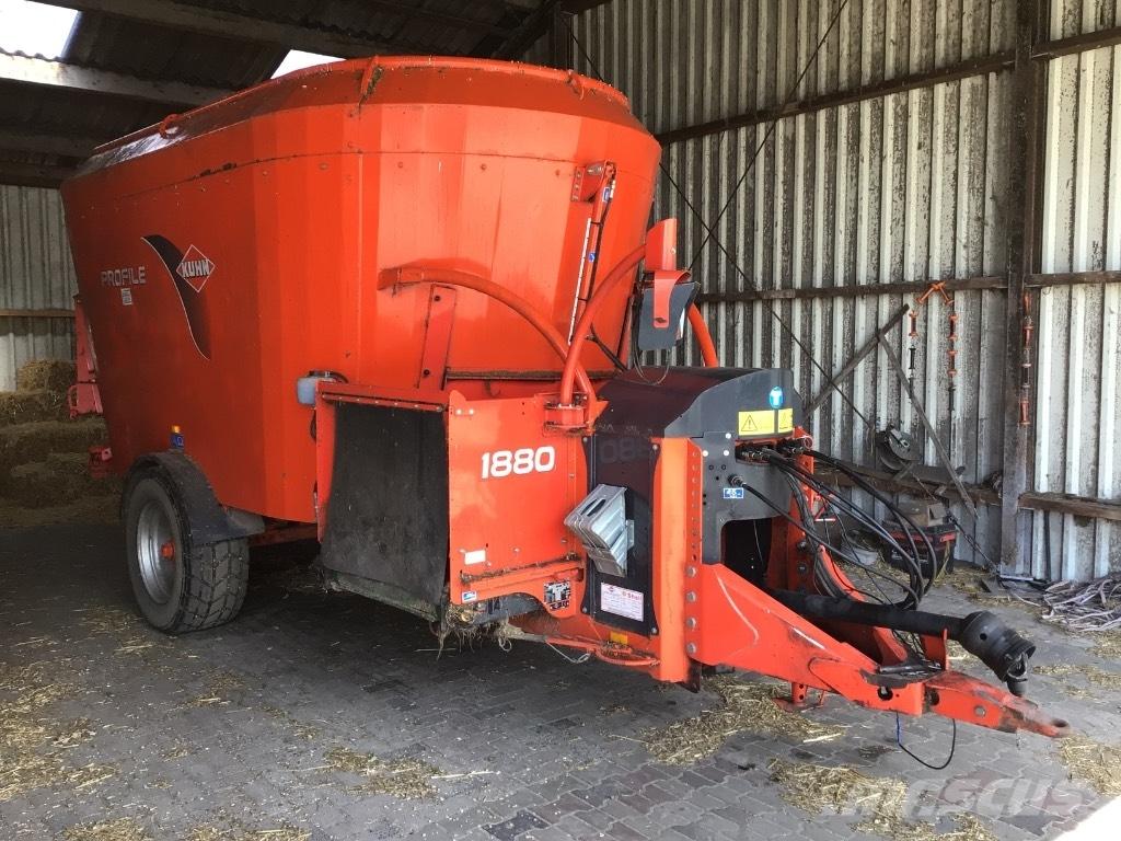 Kuhn Profile 1880 Mezcladoras distribuidoras