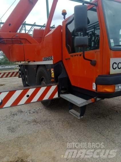 Liebherr LTM 1030-2 Grúas autopropulsadas