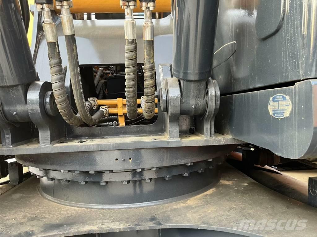 Hyundai 305 LC-9T Excavadoras de cadenas