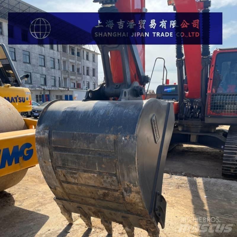 Doosan DX 225 Excavadoras de cadenas