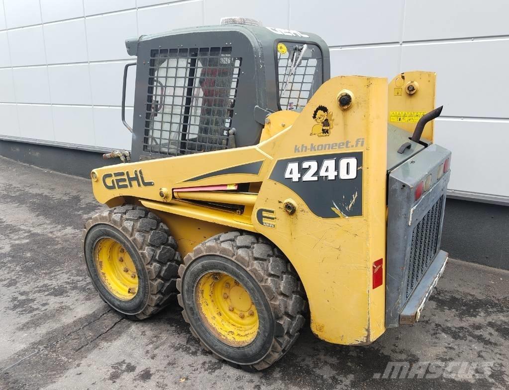 Gehl 4240 E Minicargadoras