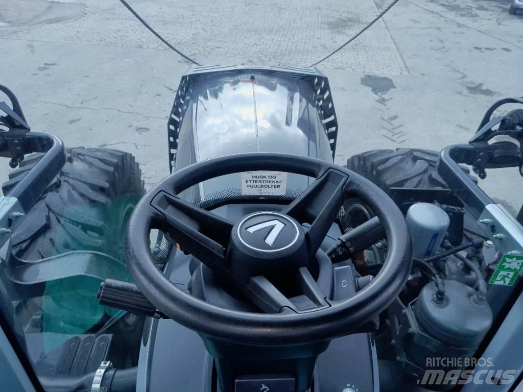 Valtra T 175 ED Tractor forestal
