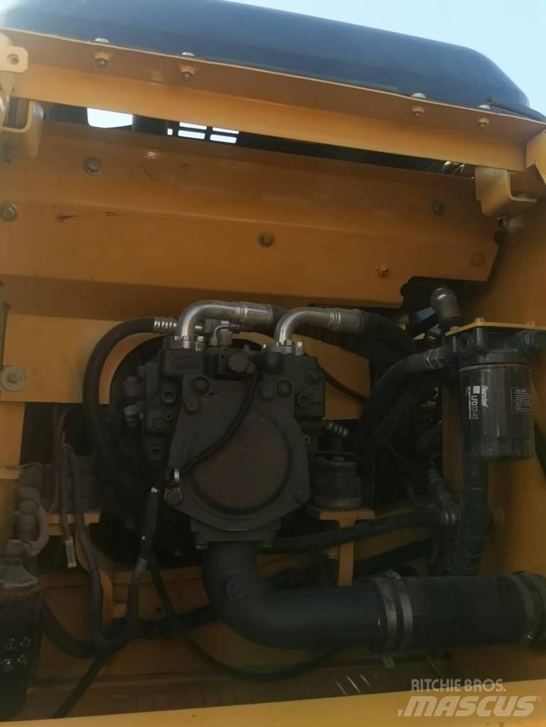 Komatsu PC 160 LC-7 Excavadoras de cadenas