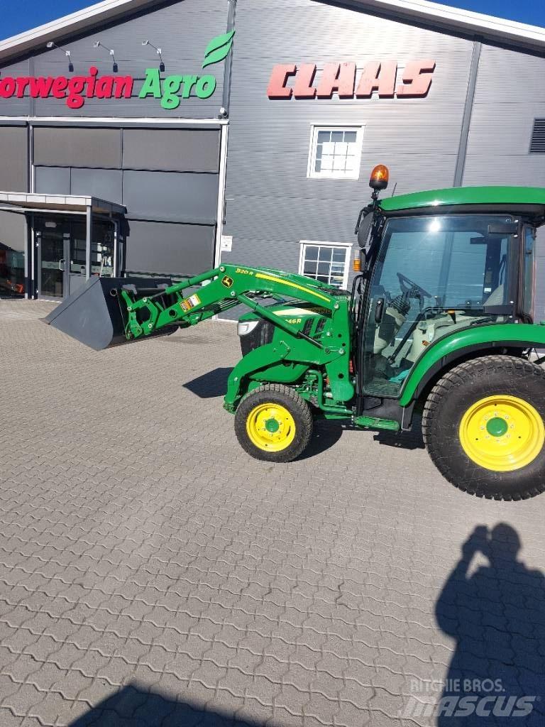 John Deere 3046 R Tractores