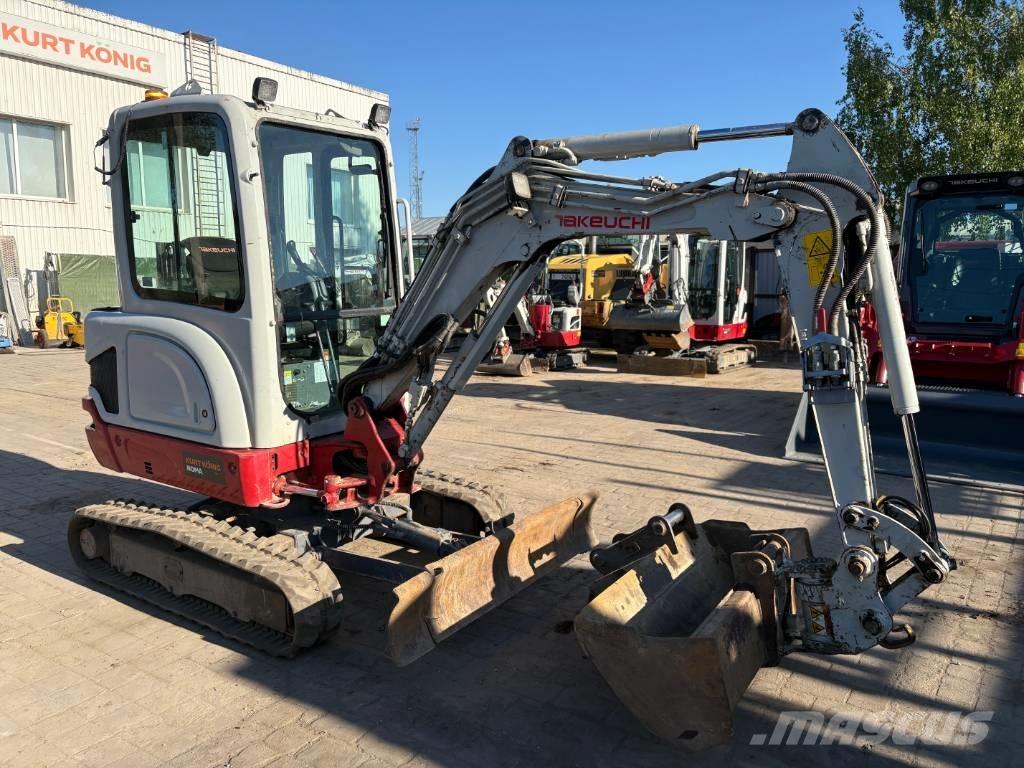 Takeuchi TB 225 Mini excavadoras < 7t