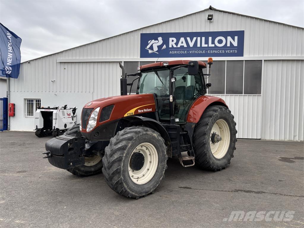 New Holland T7030 Tractores