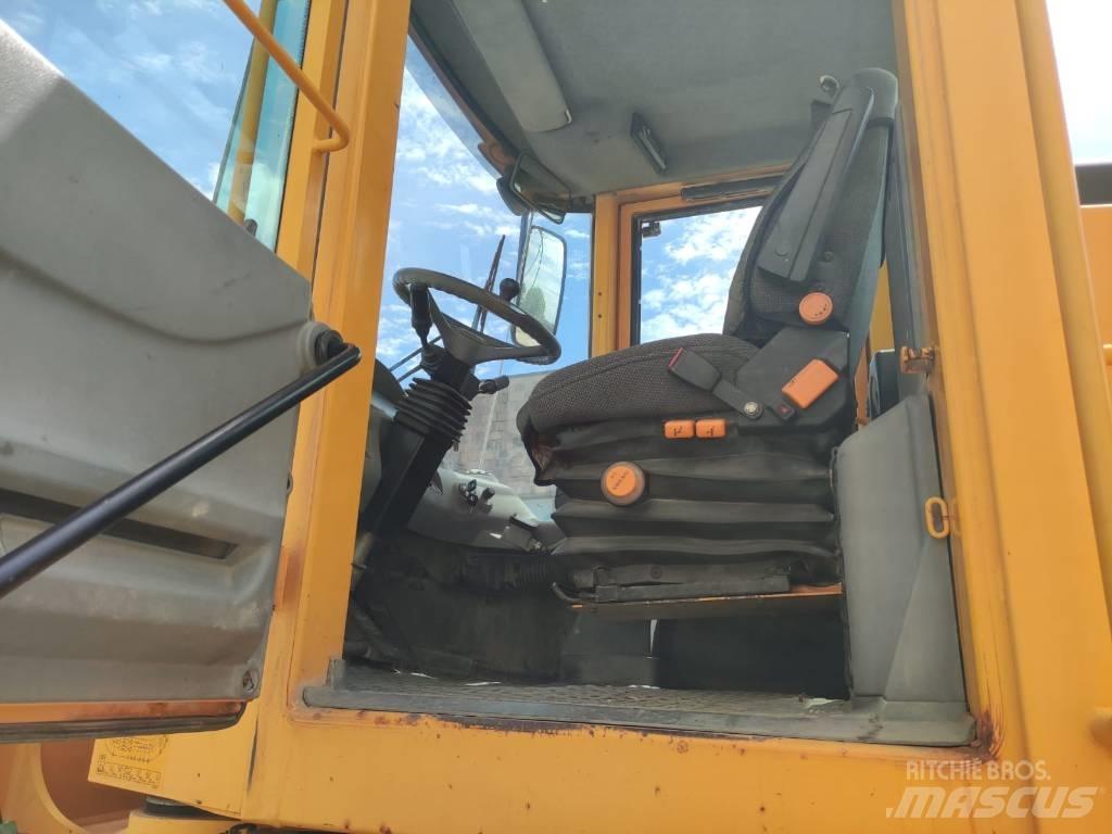 Volvo L 90 E Cargadoras sobre ruedas