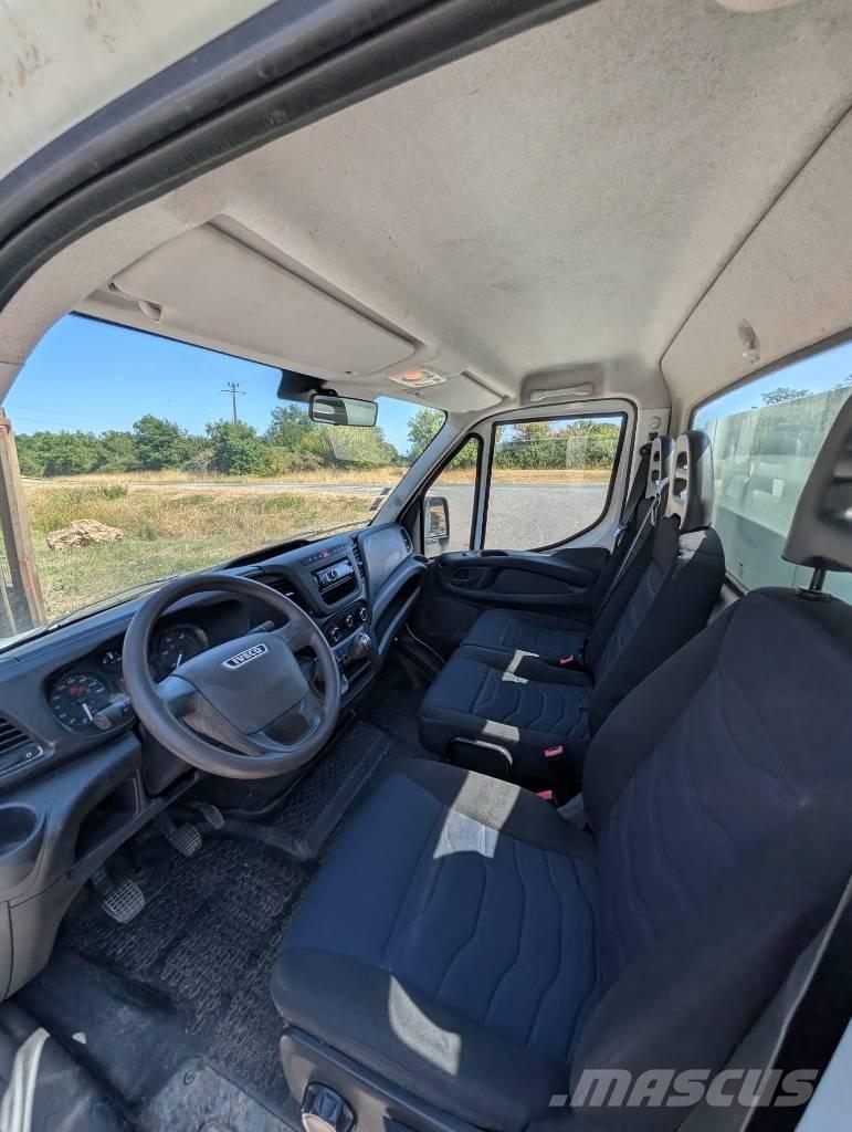 Iveco 35-12 Furgonetas caja abierta