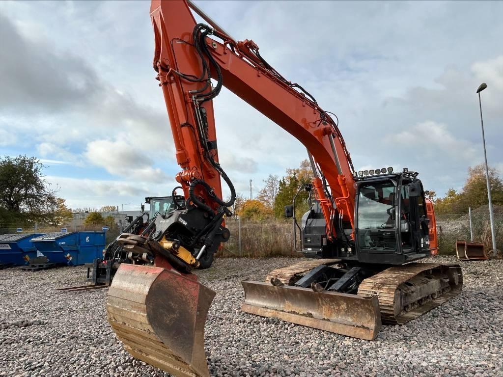 Hitachi ZX225USBL-6 Excavadoras de cadenas