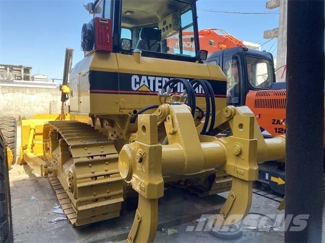 CAT D 6 G Buldozer sobre oruga