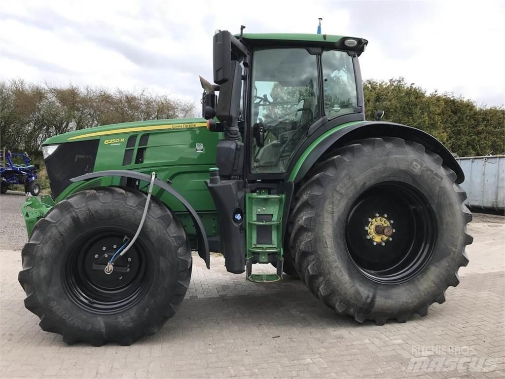 John Deere 6250R Tractores