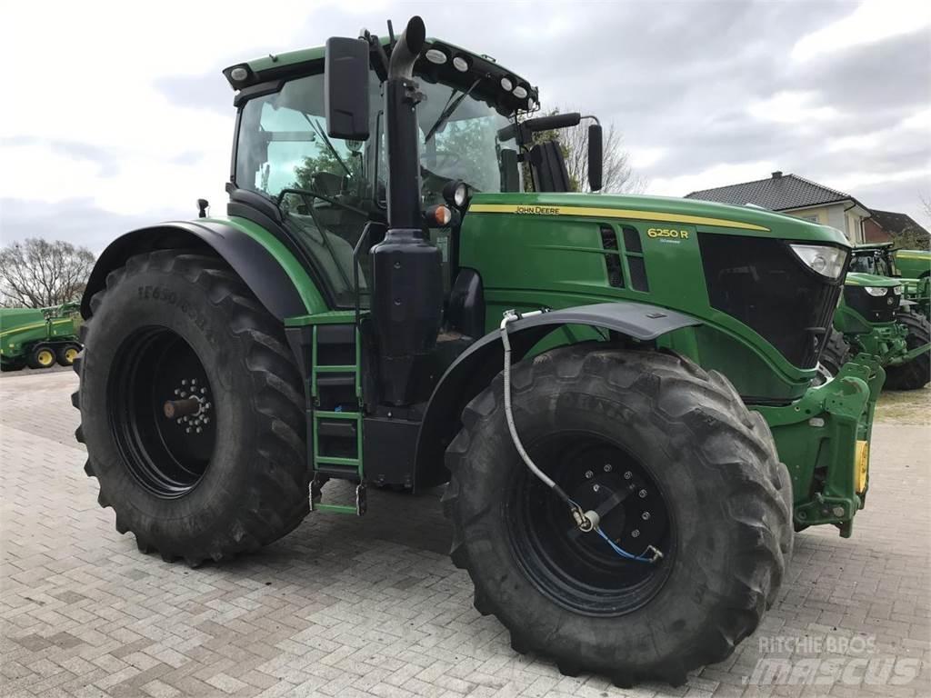 John Deere 6250R Tractores