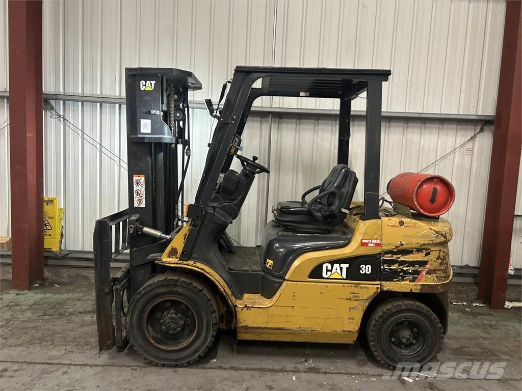 CAT GP30NT Carretillas LPG