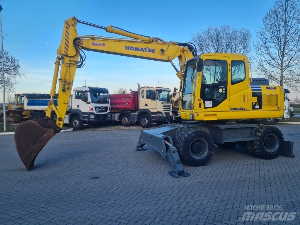 Komatsu PW 140-7 Excavadoras de ruedas