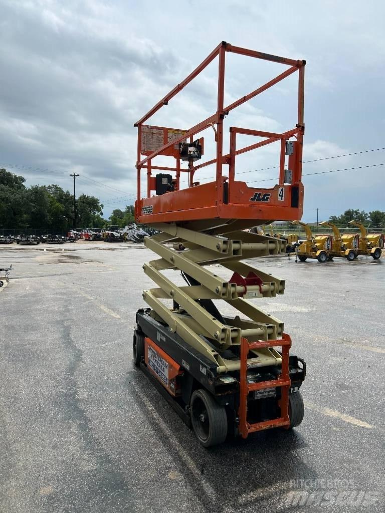 JLG R2632 Plataformas tijera