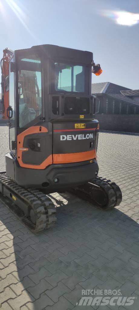 Develon DX 27 Z-7 Mini excavadoras < 7t