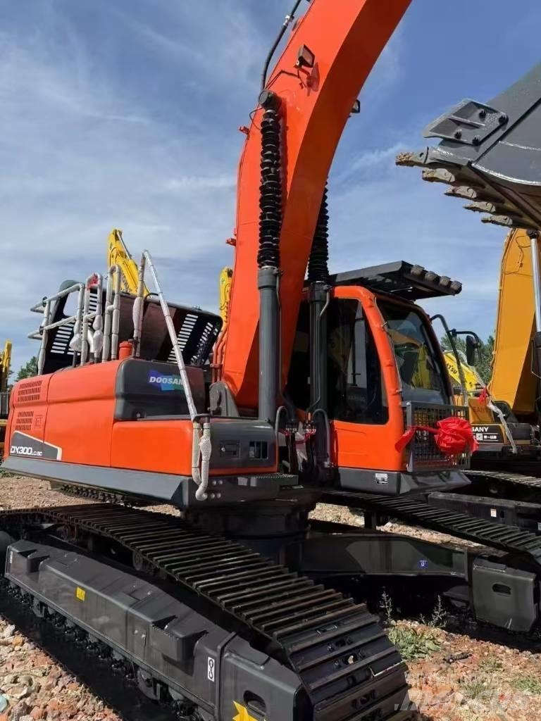 Doosan DX300LC-9C Excavadoras de cadenas