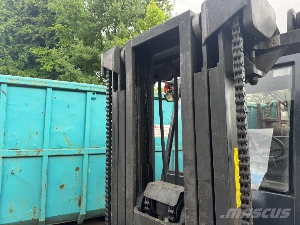 Mora MC80CS Carretillas diesel