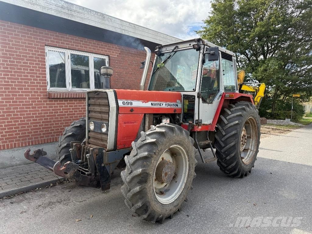 Massey Ferguson 699 Tractores