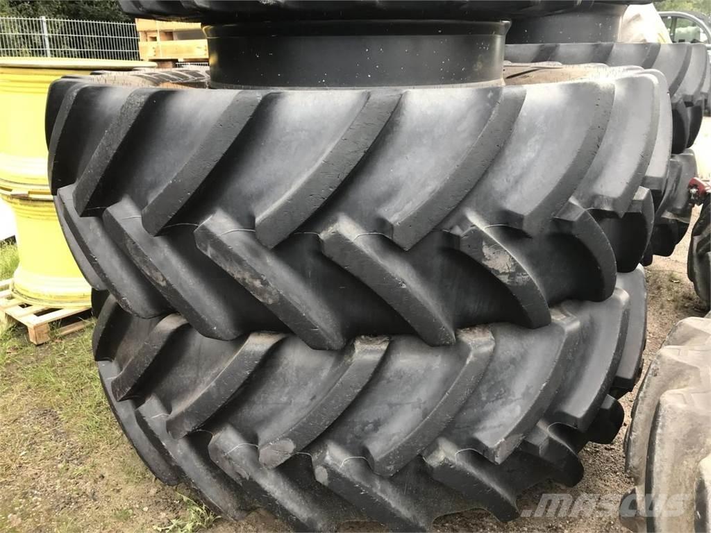 Mitas 680/80R42 Neumáticos, ruedas y llantas