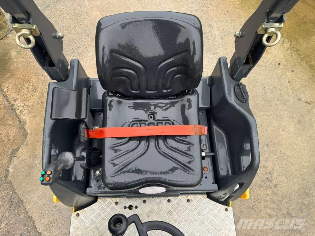 Bomag BW 120 AD-5 Rodillos de doble tambor