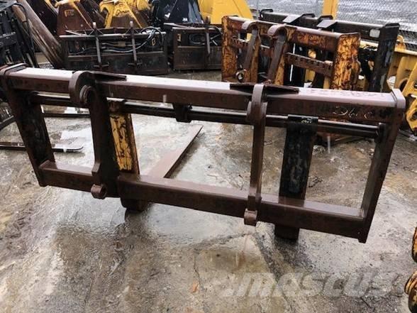 CAT IT 38 G Uñas para carretilla