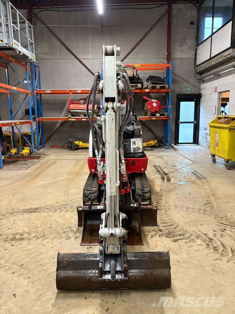 Takeuchi TB 225 Mini excavadoras < 7t