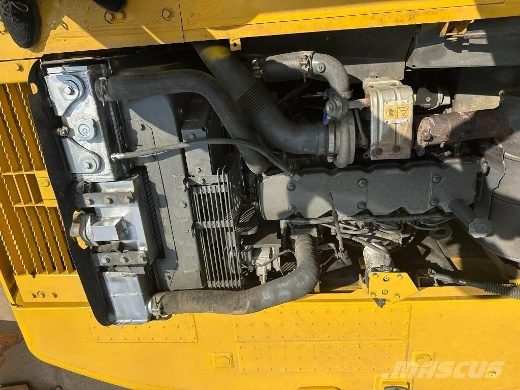 Komatsu PC 220-8 Excavadoras de cadenas