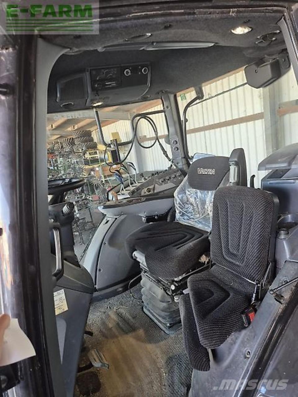 Valtra t235a Tractores