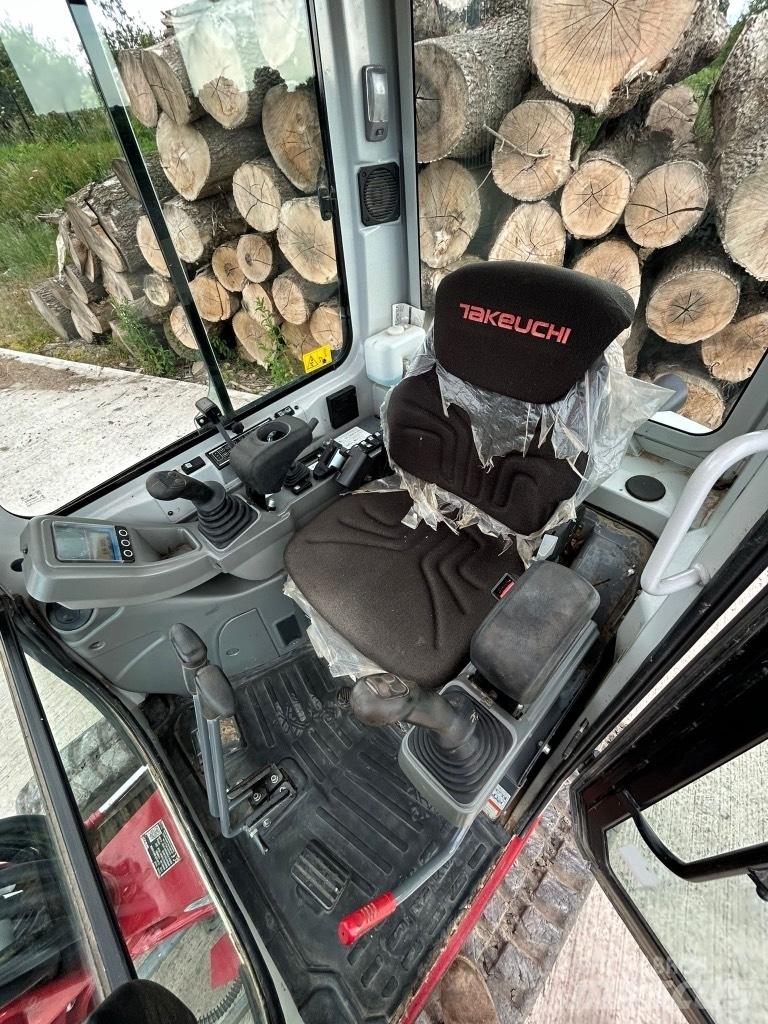 Takeuchi TB 225 Mini excavadoras < 7t