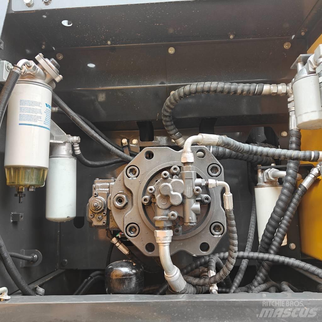 Volvo 290D Excavadoras de cadenas