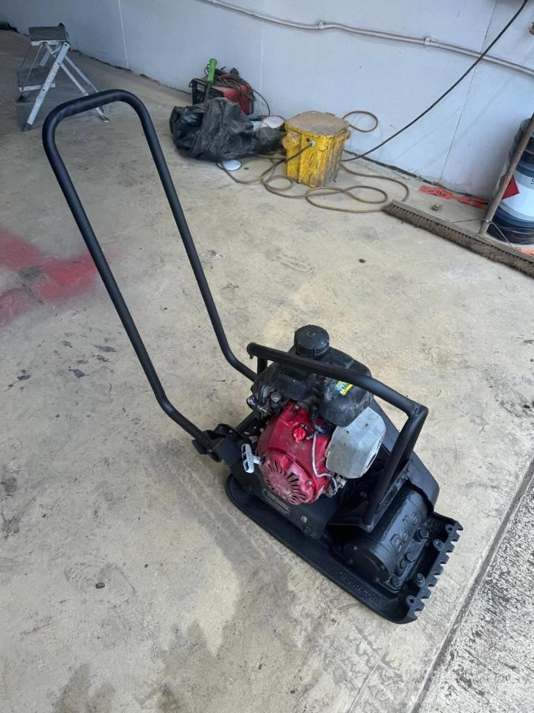 Belle LC3251 Vibradores