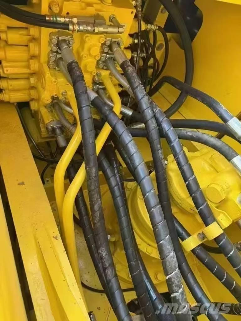 Komatsu PC 240 Excavadoras de cadenas