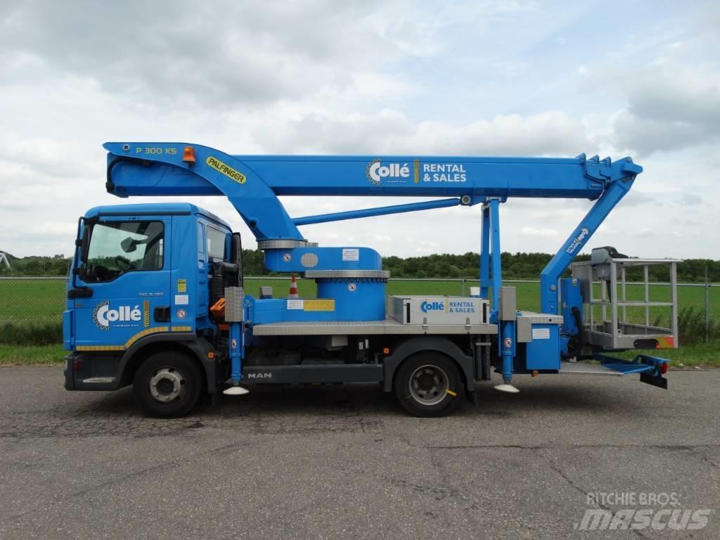 Palfinger P 300 KS Plataformas sobre camión